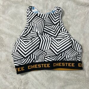 Chestee Sports Bra - size medium